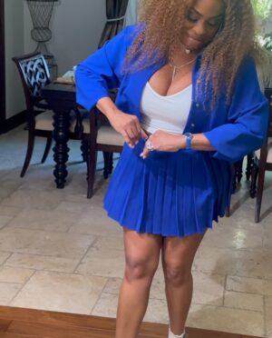 Jessica Betts Instagram - Super Bowl LIX Halftime Show‼️
 @kendricklamar @serenawilliams  Big Fans! Y’all know The Betts love Halloween‼️🎃 #GeminiTwin #ComptonsFinest 
@bryonjovar (Halloween Kang) 💙
@dashonebydash 
@allinadayswerk Mua 💋
@tyrenredd 📷💥