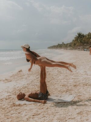 Jessica Eye Instagram - Remembering the beautiful beach run at @sanatulumhotel šŖ¬ #familymember #runtulum #runclub
šø @anaurorahdz