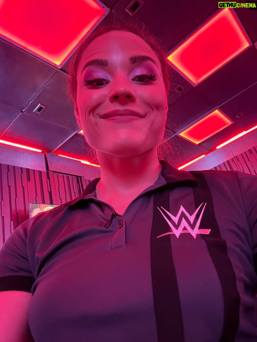 Jessika Evelyn Heiser - 16.3K Likes - Monday Night Raw in Kansas City ☑️ 
It was freezing 🥶 
Amazing start to the week as we have Saturday Night’s Main Event coming up this Saturday! 
John Cena’s last match 🥺🥺