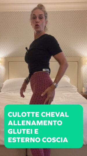 Jill Cooper Instagram - Culotte de cheval: si può migliorare, eccome!
Lavorare su glutei ed esterno coscia è fondamentale non solo per l’estetica, ma anche per il benessere del corpo.

Con costanza, attivazione muscolare e il giusto approccio puoi tonificare e rimodellare queste aree spesso “ostinate”.

Inizia a prenderti cura di te, con amore e consapevolezza!

#CulotteDeCheval #GluteiAttivi #GambeForti #JillCooper #BodyConfidence #FitnessFemminile