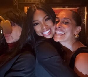 Jill Marie Jones Instagram - September 11, 2025 
At The Château with The Core Six (The Day 1’s)… Celebrating 25 years of #GIRLFRIENDS 🎉🎉♥️
I was looking around the table at each set of eyes, every smile and even closed my eyes for a quick second to listen to all of the familiar laughter. Every time we get together it’s like we’re in our 20’s again and no time has past. 

I was thinking about… where we all met, for the first time. I thought about our first table read. Our first day on set. The day we aired for the first time (September 11, 2000) and how that felt. I guess I was just thinking about our origin story. How it all began. And Boy O’ Boy! What A F%&k*ng Incredible Story!!! What A Ride!!!🤘🏾♥️

HAPPY ANNIVERSARY!!! #25 
GIRLFRIENDS 4EVA!!! 💃🏾💃🏾💃🏾💃🏾🕺🏾♥️ 

@marabrockakil 
@traceeellisross 
@therealgolden47 
@misspersiawhite 
@reggieh69