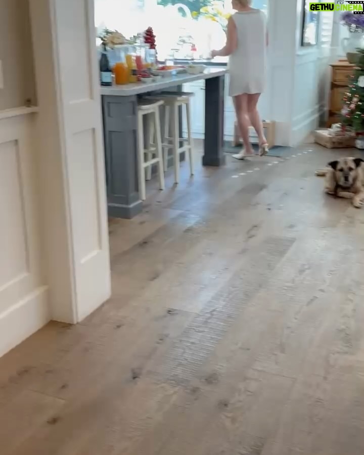 Jillian Bell - 4.1K Likes - Yesterday I was surrounded by some wonderful friends at my bridal shower. It was an absolute dream and I can’t express enough gratitude to my best friend and sister, @breannalbell ❤️❤️❤️ She made something so special and it made me cry. Best day. I can’t wait to marry my dream man. 🥰🥰🥰