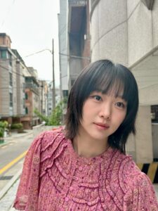 Actress Jin Ki-joo HD Photos and Wallpapers November 2025