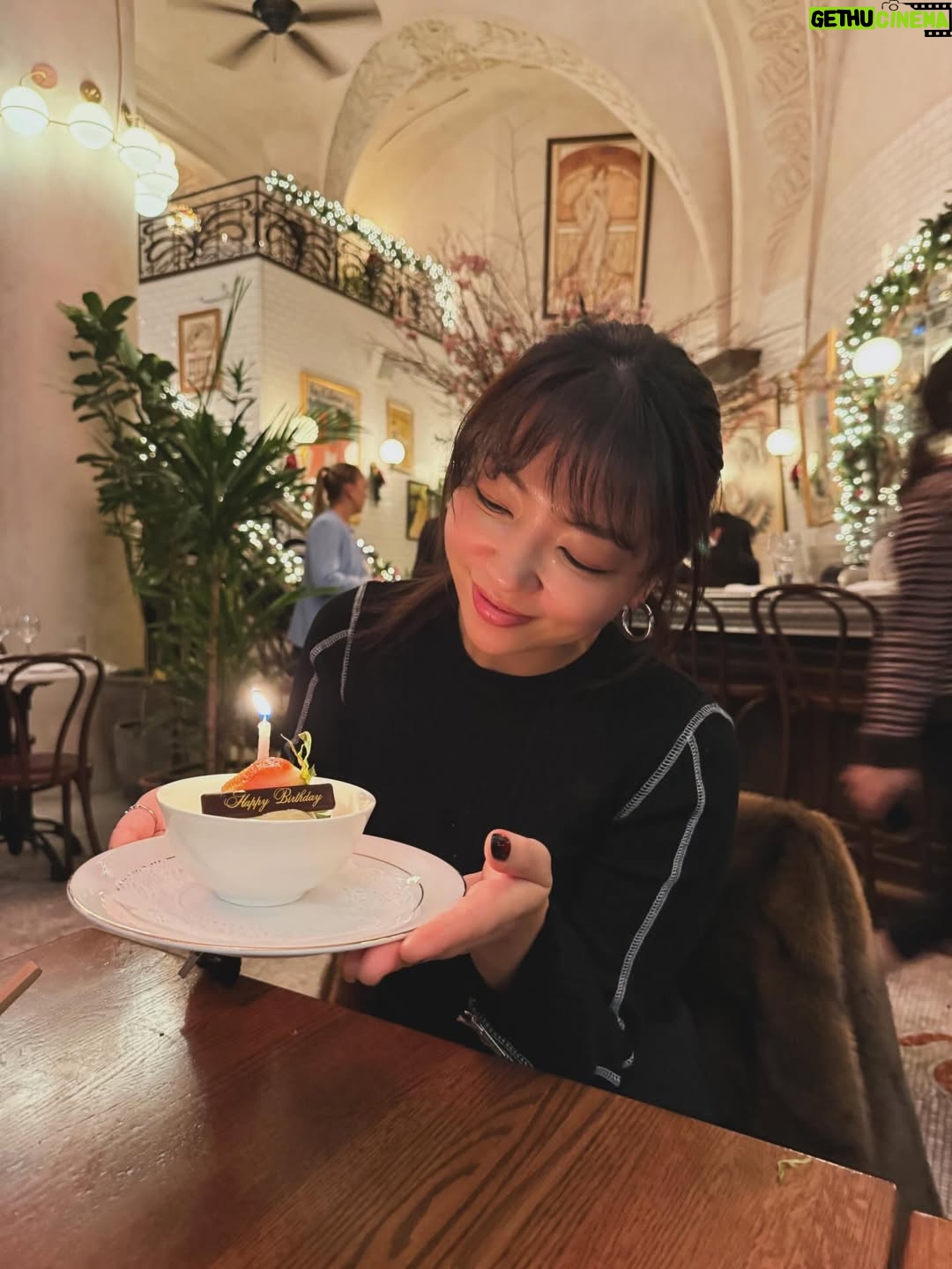JinJoo Lee - 25.4K Likes - Thanks for all the bday wishes 🤍🥰 I’m so so so thankful for all of you guys 🫶🏼🥹 I don’t think you understand, I’m obsessed. 😘😉 #1115