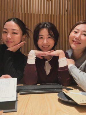 JinJoo Lee Instagram - Thanks for all the bday wishes 🤍🥰 I’m so so so thankful for all of you guys 🫶🏼🥹 I don’t think you understand, I’m obsessed. 😘😉 #1115