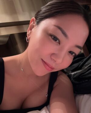 JinJoo Lee Instagram - You know exactly what I like 😏🤍