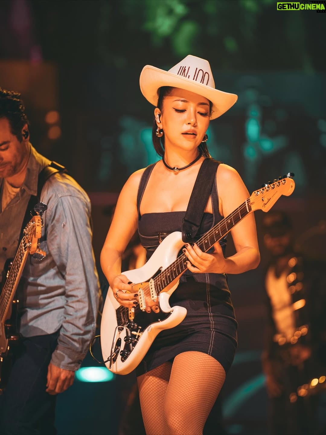 JinJoo Lee - 28.7K Likes - Give me ❤️‍🔥 if you love these greetings from your hometown tour photos from @jeferamosdirector ❤️‍🔥❤️‍🔥❤️‍🔥❤️‍🔥❤️‍🔥