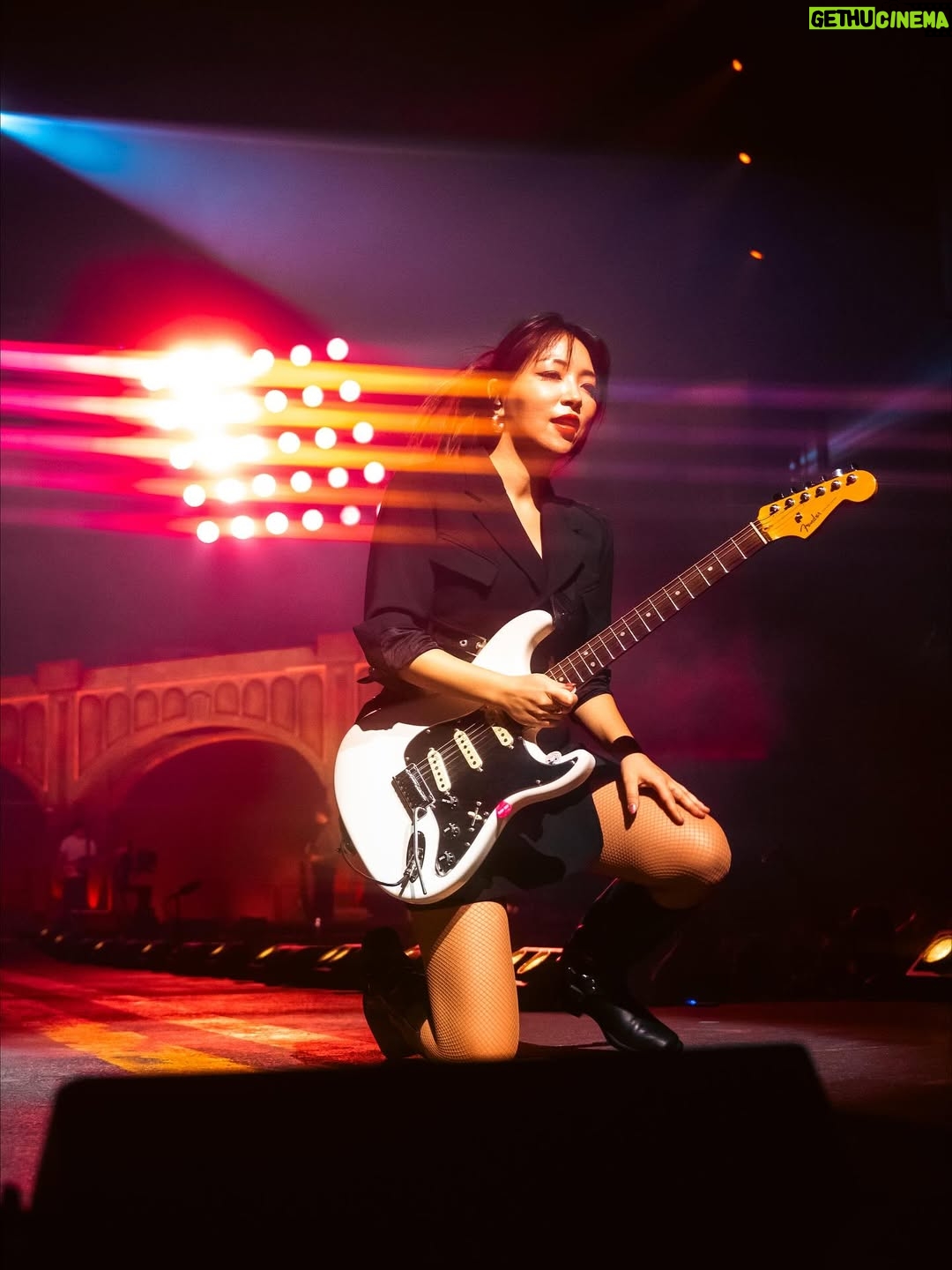 JinJoo Lee - 28.7K Likes - Give me ❤️‍🔥 if you love these greetings from your hometown tour photos from @jeferamosdirector ❤️‍🔥❤️‍🔥❤️‍🔥❤️‍🔥❤️‍🔥