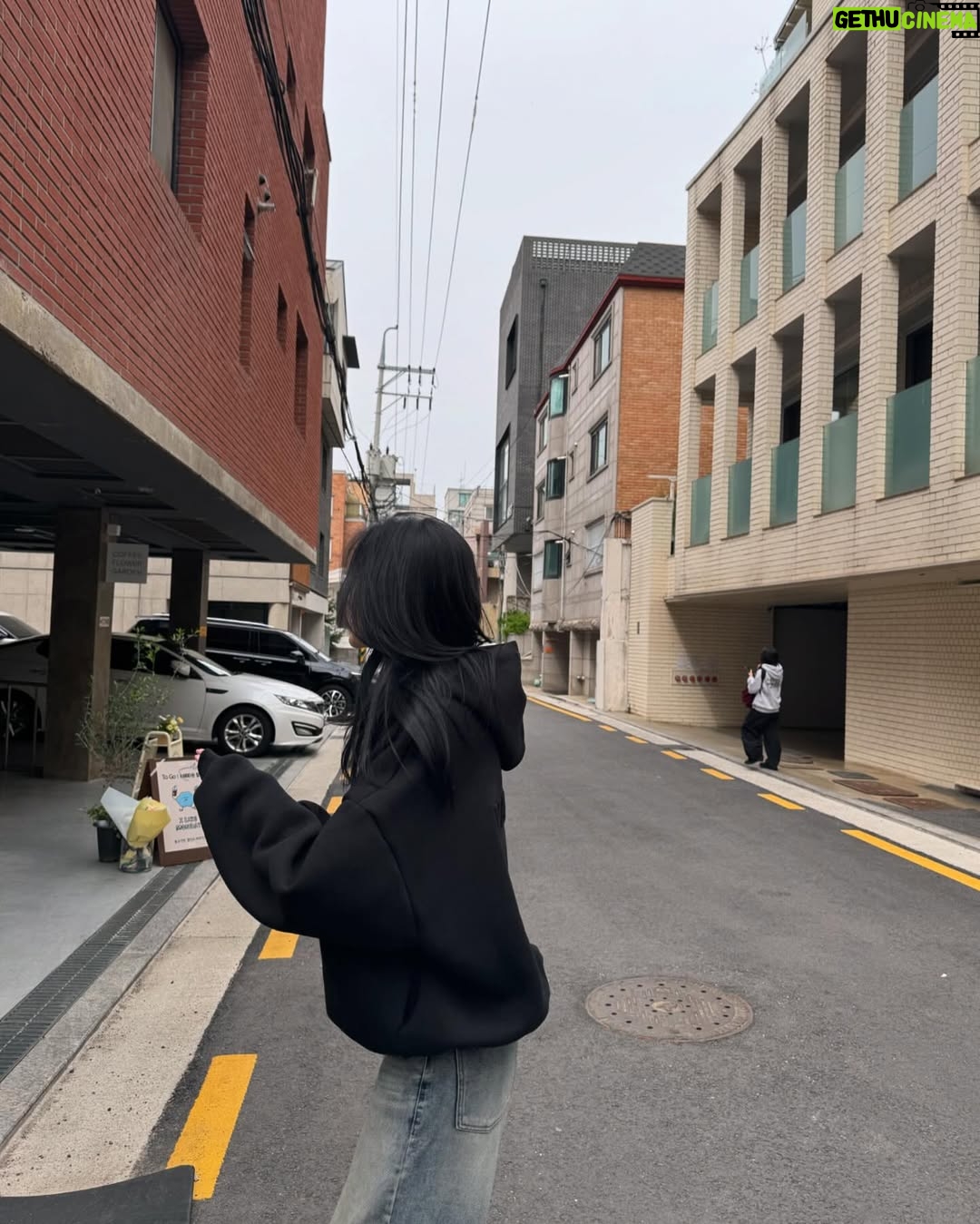Jo Hye-joo - 225.8K Likes - april 🎂🪐🌹🤍