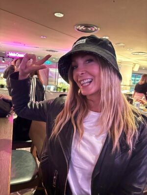 Joanne Froggatt Instagram - EPIC!!!!!!!! 

@oasis @richardashcroftofficial