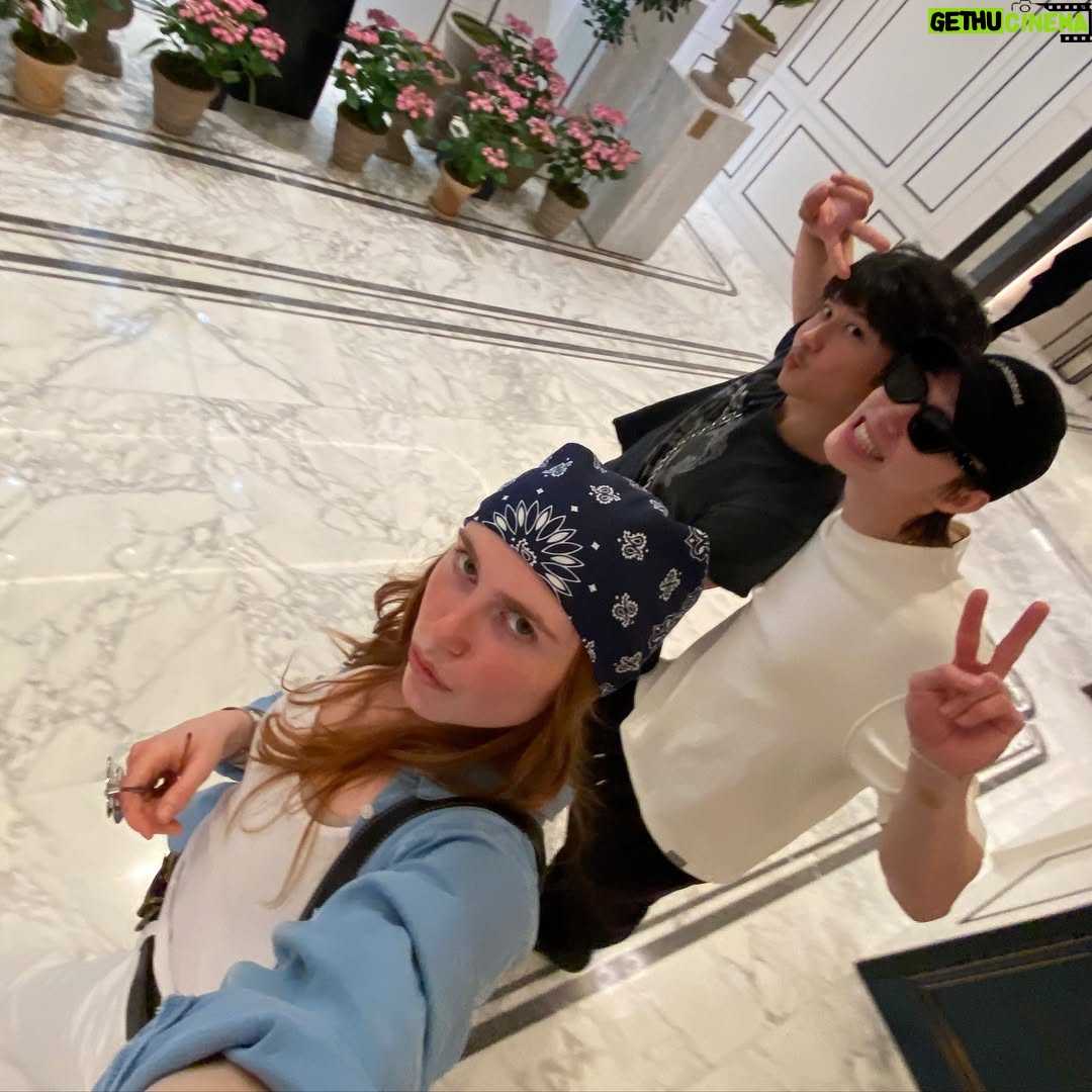 Jocelyn Shelfo - 3 Likes - with my boo thangs