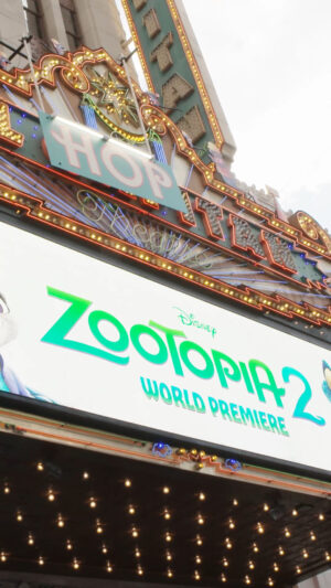 Jodi Benson Instagram - D23 Fan-bassador @Jodi.Benson got the inside ssssssscoop on #Zootopia2 from the cast and crew at the world premiere in Hollywood! 🐍 🐰 🦊
Catch Zootopia 2 in theaters November 26!