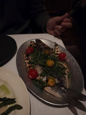 Johanna Nordström Instagram - han tog mig till lissabon! fult va de inte! äckligt va de inte!