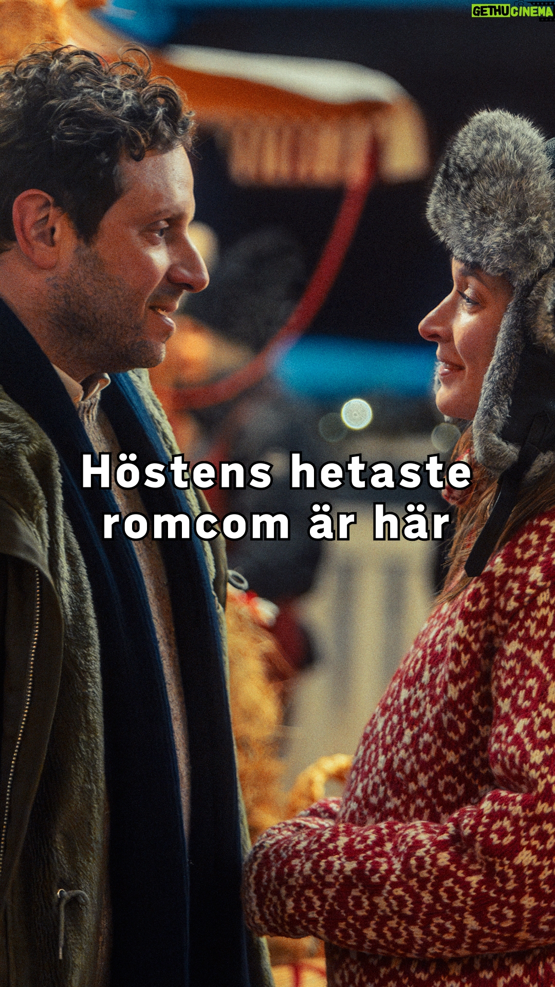 Josefin Asplund - 1.2K Likes - Visst blir man helt varm? 🥰😍

Se Parterapi i Gagnef på SVT Play!

En kaotisk dag glömmer psykologen Nisse sekretessbelagda journalhandlingar på bussen. En total katastrof. Han förlorar jobbet och blir förpassad till ett ruckel i Dalarna och en tjänst på vårdcentralen i Gagnef. Inte mycket till liv, tycker Nisse. Men den charmiga Rebecka i järnaffären lyser ändå upp Nisses vardag, tills han plötsligt träffar henne i sin roll som parterapeut.

#svt #svtplay #parterapiigagnef #parterapi #gagnef