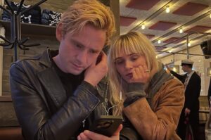 Josefin Asplund Instagram - Skiftet 🩶🩶🩶