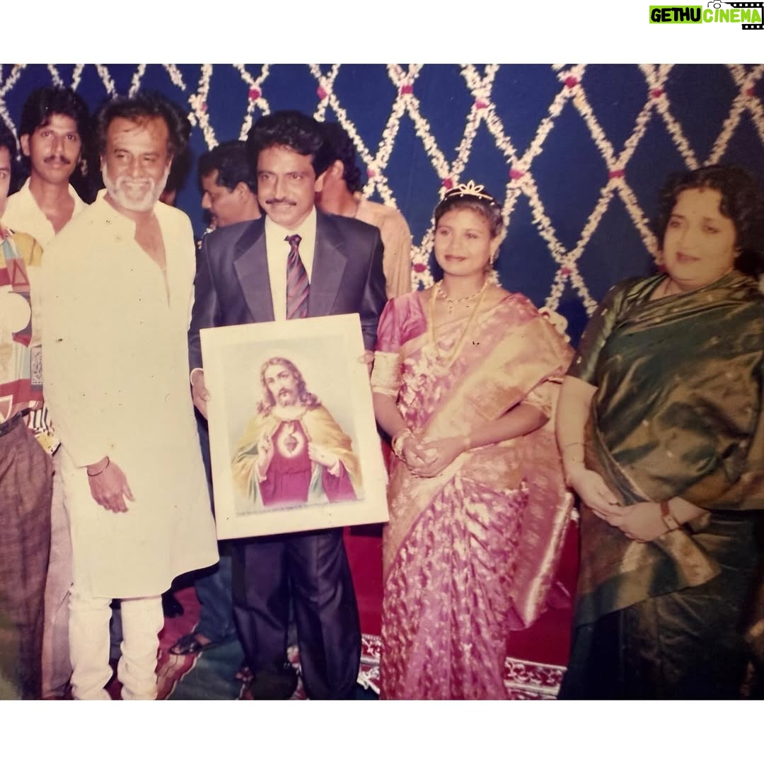 Jovita Livingston Jones - 34.7K Likes - Throwing it back again to the most unforgettable 20 mins of my life ❤️ Happiest birthday to you Thalaivaaaaa !!!!! We love you sooo soooo much ❤️🔥 #fangirlforlife 

#superstar #happybirthdaythalaiva #happybirthdaysuperstar #rajinikanth