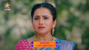 Actress Jui Gadkari HD Photos and Wallpapers December 2025