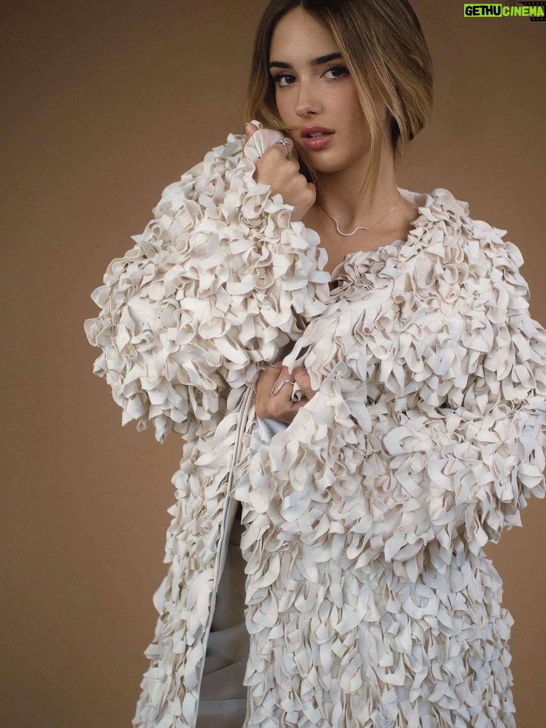 Julia Butters - 57.8K Likes - Playing dress up with numero magazinee thank you to everyone who made this possible xx
Magazine: @numero_netherlands
Photographer: Perazna @perazna
Stylist: Enrique Melendez @mrenriquemelendez 
Makeup: Akina Shimizu @aki__makeup 
Hair: Eduardo Méndez @eduardomendezhair 
Editor: Timi Letonja @timiletonja
Editorial Director & Interview: Jana Letonja @janaletonja