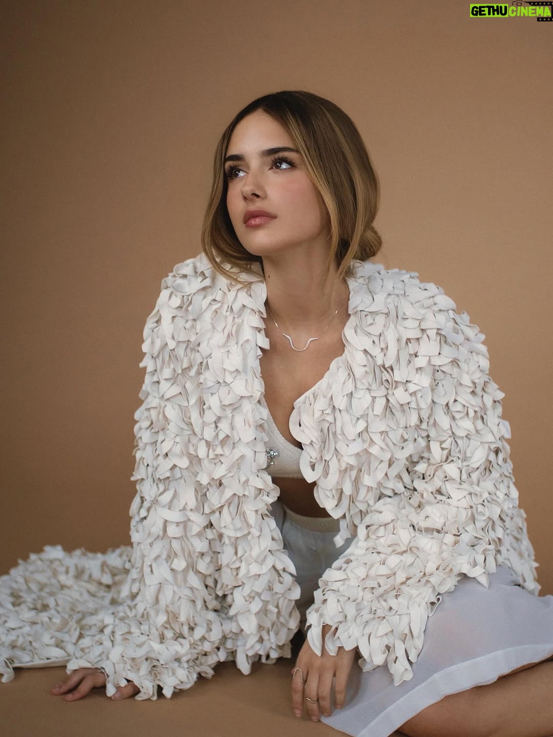 Julia Butters - 57.8K Likes - Playing dress up with numero magazinee thank you to everyone who made this possible xx
Magazine: @numero_netherlands
Photographer: Perazna @perazna
Stylist: Enrique Melendez @mrenriquemelendez 
Makeup: Akina Shimizu @aki__makeup 
Hair: Eduardo Méndez @eduardomendezhair 
Editor: Timi Letonja @timiletonja
Editorial Director & Interview: Jana Letonja @janaletonja