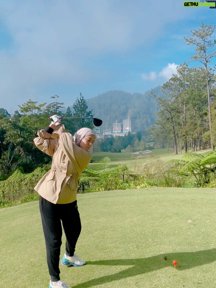 Julia Farhana Marin - 274 Likes - .
My kind of me-time.
8AM tee off 
Nak join tournament again 🤪 next year! 
Everytime I get the chance, I practice. 

I have been playing the past few years, but never bothered posting. A sport I can never get bored of : golf 🫶🏻

Anyone wanna tee off soon?