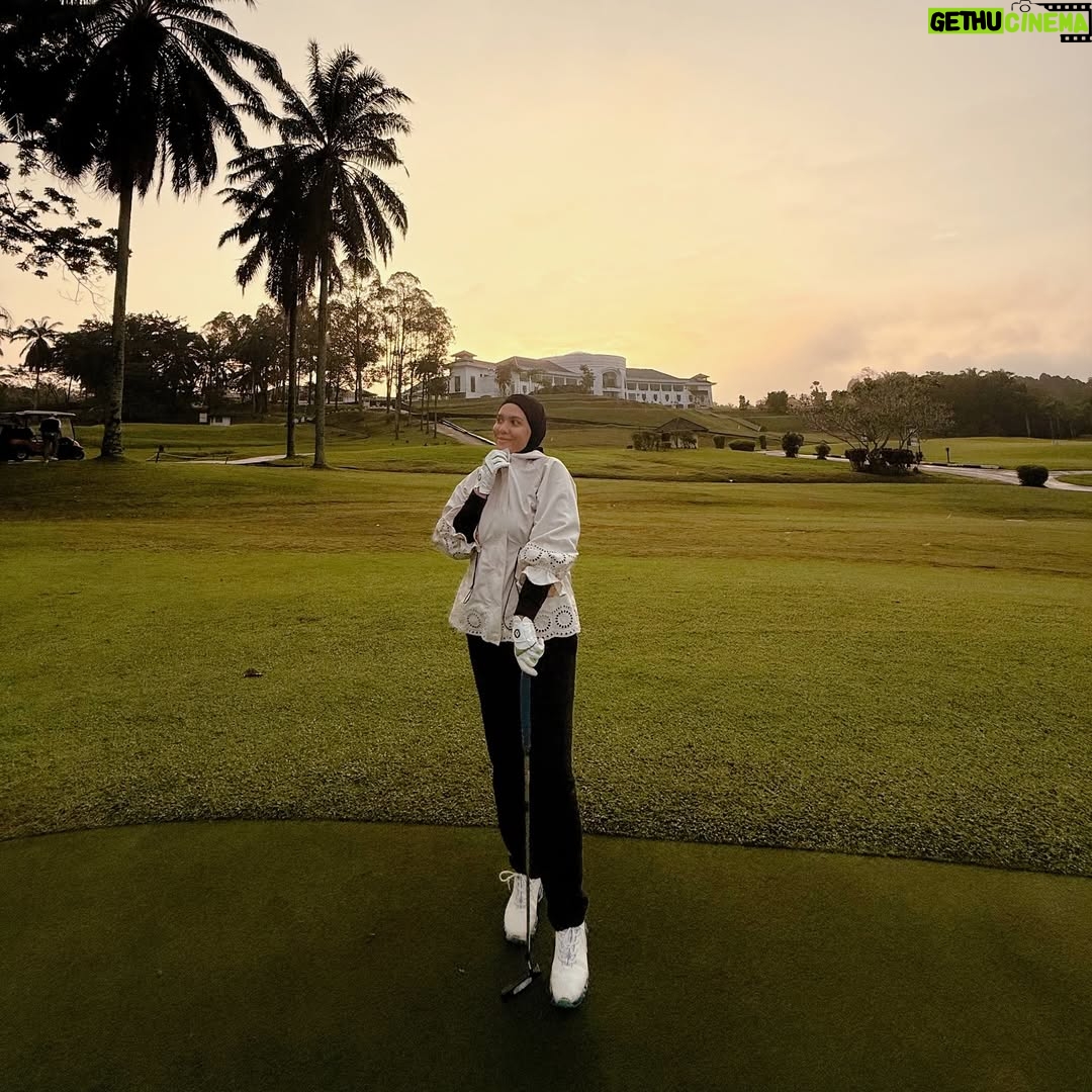 Julia Farhana Marin - 313 Likes - .
Have to go back to work soon, but I will always have time for golf 🫶🏻 

I have a feeling @bbgcmalaysia will be my weekly getaway for golf now. Very well maintained, love the green, challenging but very satisfying golf course. 

See you soon @bbgcmalaysia 🫶🏻
Girls, wanna try golfing? 🤪 @shazabae_ @dianadanielleb @afina_balqis @uqashasenrose2 @therealsaraali @bellaastillah @ameliath @nabila.razali