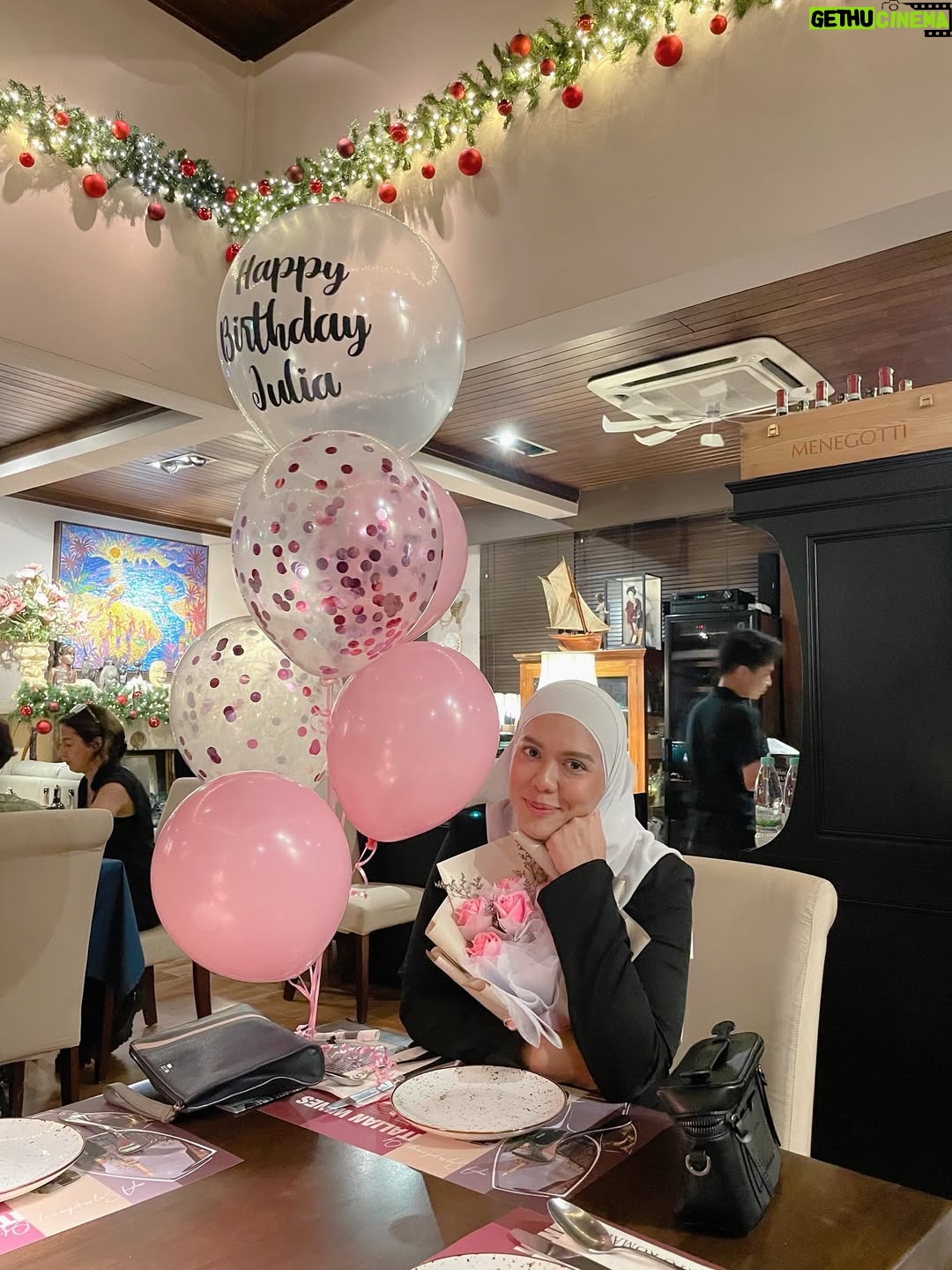 Julia Farhana Marin - 1K Likes - .
Today, I am reminded how Allah swt has blessed me with so much love and rezeki over the years. Today felt like just another day, just extra food and extra dessert (cake 🤣) 

Everyday I have so much attention, so much love, so much care, so much rezeki masyallah. That’s what I love about birthdays, you are reminded of how much you are blessed. 

Thank you for being in my life, thank you sayang @drchehafiz for always making me feel special every single day, thank you for your daily tazkirah which I am happy to listen to every day, I am blessed to be loved and supported by you. Thank you all my sweet friends for all the messages, whatsapp, for taking the time to make doa for me 😭 and my smol family who give me so much love, thank you. Thank you feeding me endless pizza, pasta and lasagna tonight. 

I dont have enough space for more photos 🫠 

Love you all 🫶🏻❤️