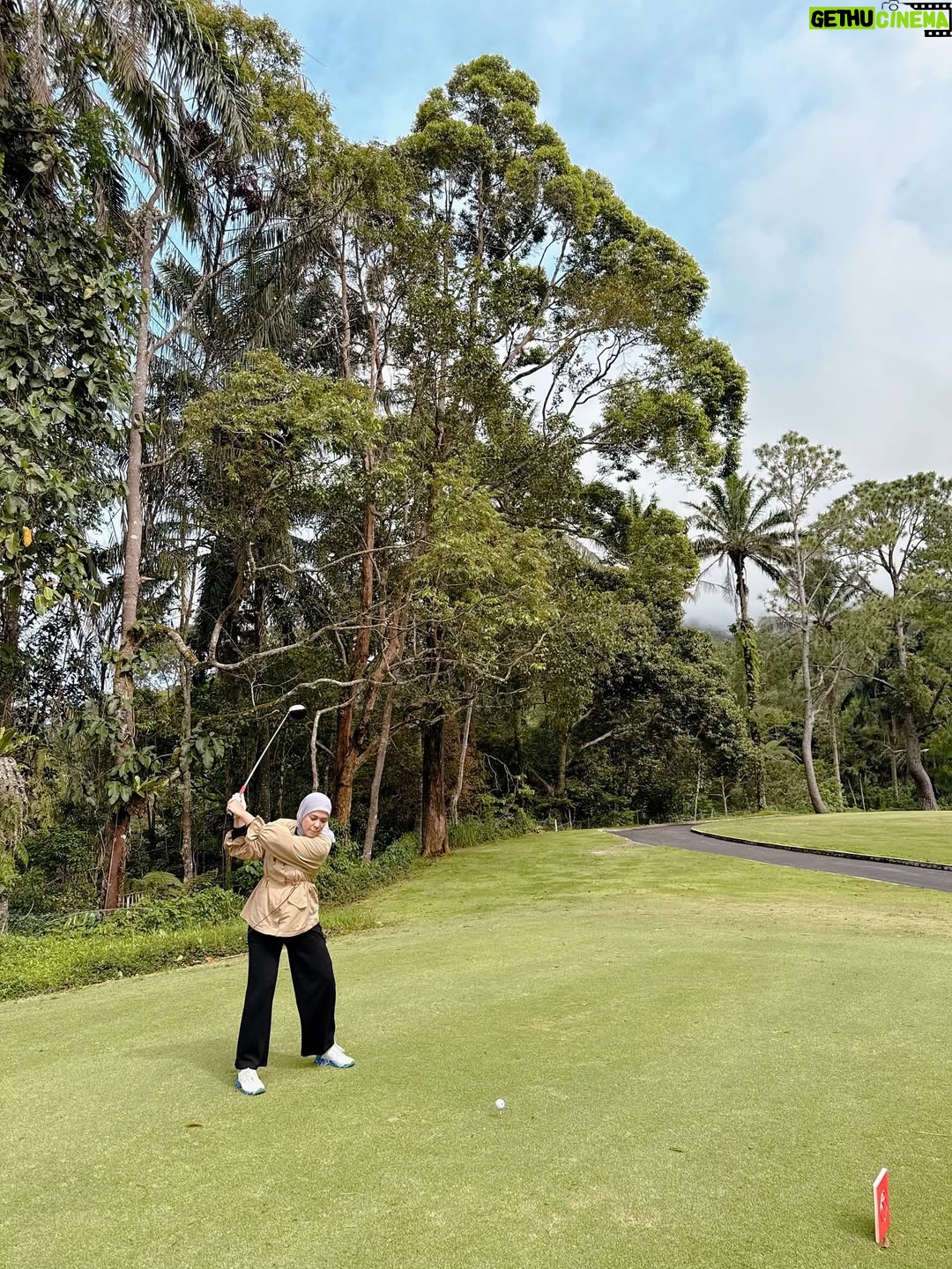 Julia Farhana Marin - 210 Likes - .
Much needed time in nature doing what I absolutely love 🥹