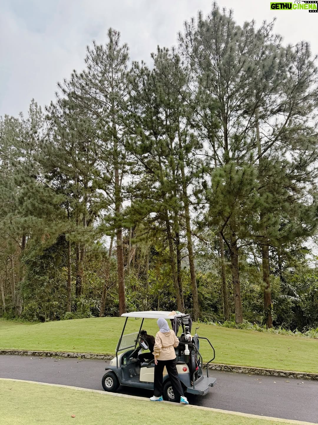 Julia Farhana Marin - 210 Likes - .
Much needed time in nature doing what I absolutely love 🥹