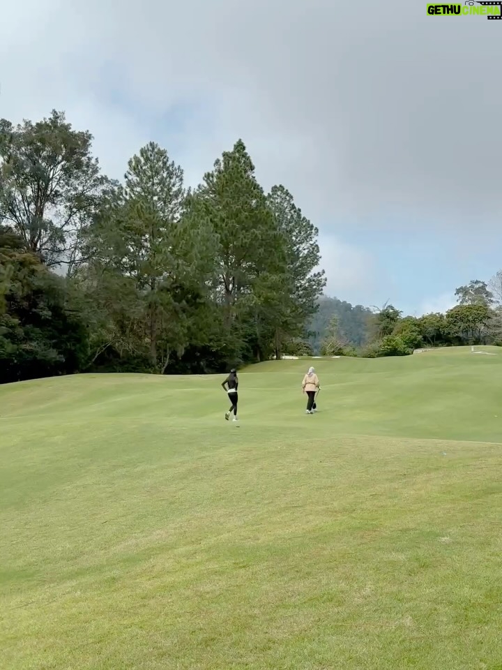 Julia Farhana Marin - 210 Likes - .
Much needed time in nature doing what I absolutely love 🥹