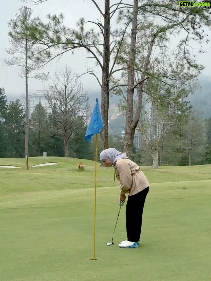 Julia Farhana Marin - 210 Likes - .
Much needed time in nature doing what I absolutely love 🥹