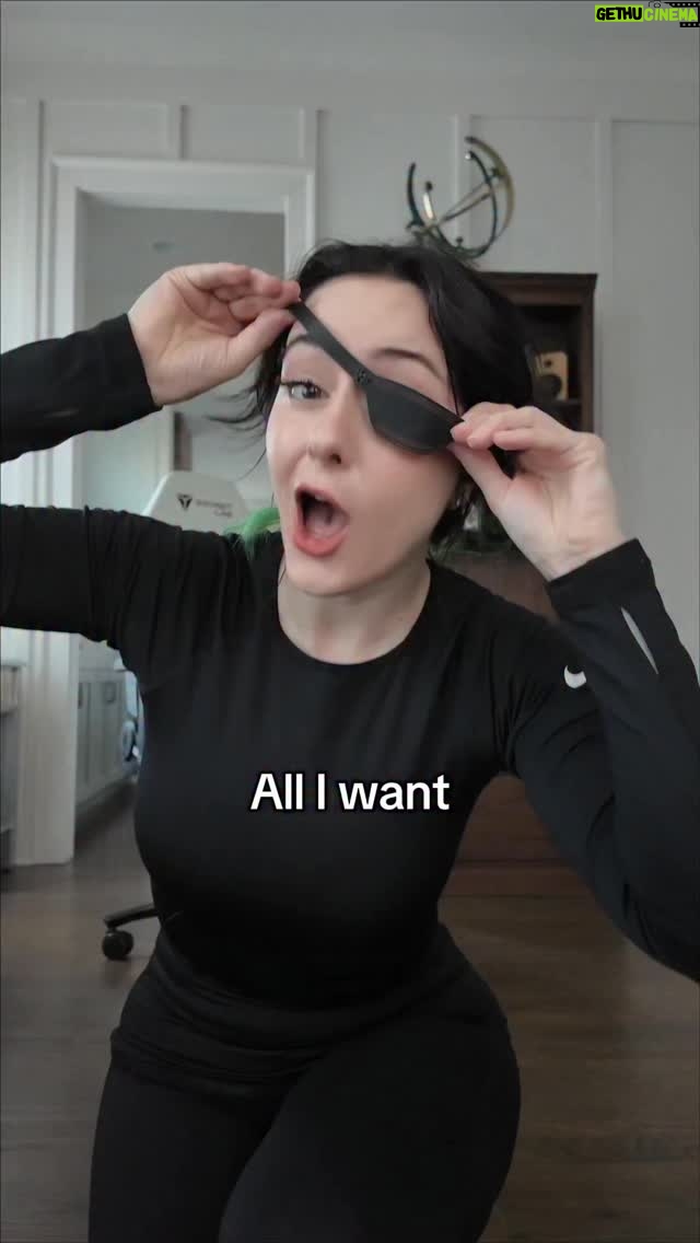 Julia Maggio - 27.6K Likes - Who else wants the same thing for Christmas? 🎄 Just me? 
Costume made by @ann_mossy & I 💚
