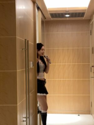 Julia Wu Instagram - 6/14 演唱會這樣唱給過嗎 💀