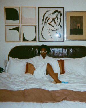 Julie Adenuga Instagram - Look what staying at @thenomadhotel can do 🤍