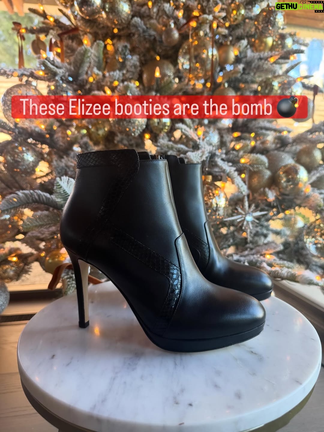 Julie Benz - 5K Likes - What I would want for Christmas if I didn’t already have them 🎄 
@pikeandlutin 
@mapleteaink 
@melindamaria_jewelry 
@wildwoodoysterco 
@inez 
@elizeeshoes 
@oeskinandbody 
@sarah.creal 
@corexchristine