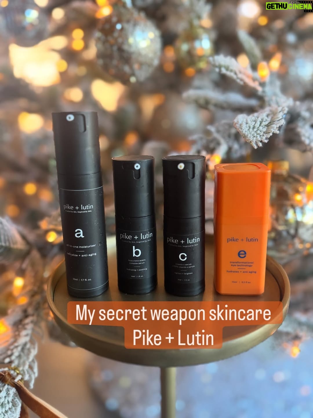Julie Benz - 5K Likes - What I would want for Christmas if I didn’t already have them 🎄 
@pikeandlutin 
@mapleteaink 
@melindamaria_jewelry 
@wildwoodoysterco 
@inez 
@elizeeshoes 
@oeskinandbody 
@sarah.creal 
@corexchristine