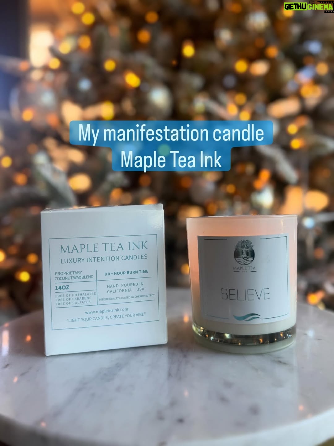 Julie Benz - 5K Likes - What I would want for Christmas if I didn’t already have them 🎄 
@pikeandlutin 
@mapleteaink 
@melindamaria_jewelry 
@wildwoodoysterco 
@inez 
@elizeeshoes 
@oeskinandbody 
@sarah.creal 
@corexchristine