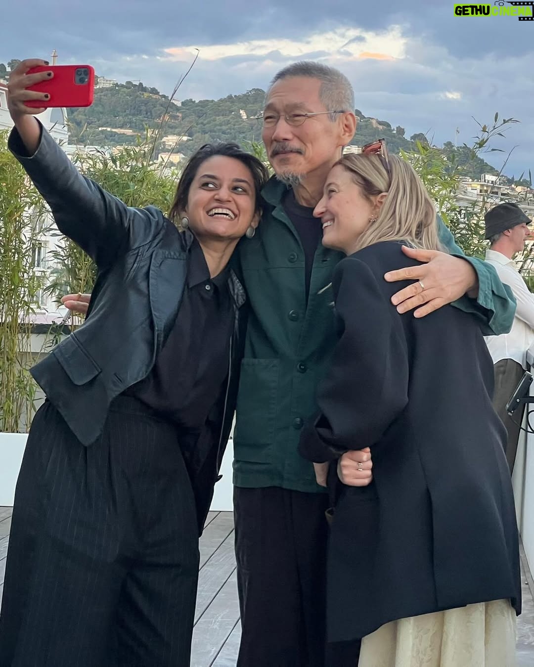 Juliette Binoche - 27.7K Likes - Nous avons terminé ! Au revoir au Festival de Cannes qui nous a aidé à accomplir notre parcours de jury, merci à tous ceux qui nous ont accompagnés, qui ont organisés tous les aller-retours pour aller voir les films, particulièrement à Laure et son équipe, chauffeurs (Thorsten) gardes du corps (Andi) aux personnes qui ont travaillées au Palais des festivals, au Café des Palmes. Merci à mon équipe chérie ( style @jonathan_huguet make-up @celine_planchenault hair @johnnollet )
Merci @prada for this new look 👀 

Thank you to my beautiful jury, it was really intense but I think we all grew confronting our differences and sensibilities. I love you all, you’re in my heart ! Dieudo, Alba, Halle, Carlos, Hong Sangsoo, Jeremy, Payal, Leila. Love to you all ! 🦋🦋🦋🦋🦋🦋🦋🦋🦋