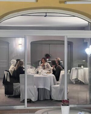 Juliette Binoche Instagram - Nous avons terminé ! Au revoir au Festival de Cannes qui nous a aidé à accomplir notre parcours de jury, merci à tous ceux qui nous ont accompagnés, qui ont organisés tous les aller-retours pour aller voir les films, particulièrement à Laure et son équipe, chauffeurs (Thorsten) gardes du corps (Andi) aux personnes qui ont travaillées au Palais des festivals, au Café des Palmes. Merci à mon équipe chérie ( style @jonathan_huguet make-up @celine_planchenault hair @johnnollet )
Merci @prada for this new look 👀 

Thank you to my beautiful jury, it was really intense but I think we all grew confronting our differences and sensibilities. I love you all, you’re in my heart ! Dieudo, Alba, Halle, Carlos, Hong Sangsoo, Jeremy, Payal, Leila. Love to you all ! 🦋🦋🦋🦋🦋🦋🦋🦋🦋