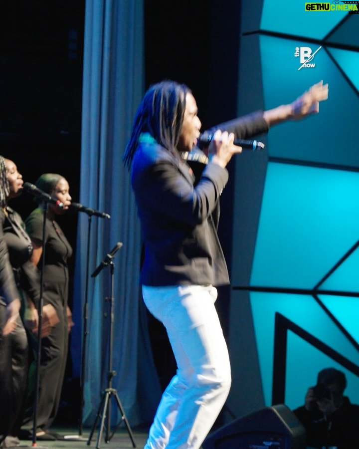 Jully Black - 2.3K Likes - The Harmonies of Hope benefit concert in Toronto to help with relief efforts for Jamaica was a total hit with nearly $2.3 million raised! Let’s continue to show some love and support for Jamaica. ♥️🇯🇲
#HarmoniesofHope #Jamaica #HurricaneMelissa