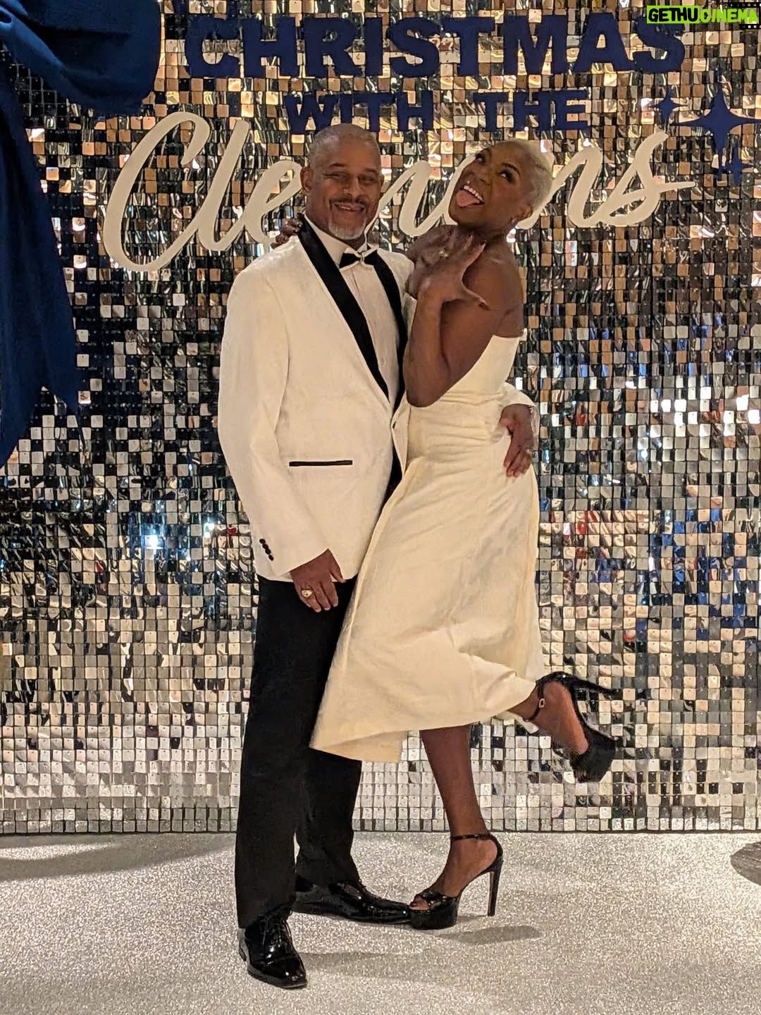 Jully Black - 2K Likes - A year of firsts 💍 #MarriedDateNights @thevalentinelovestory