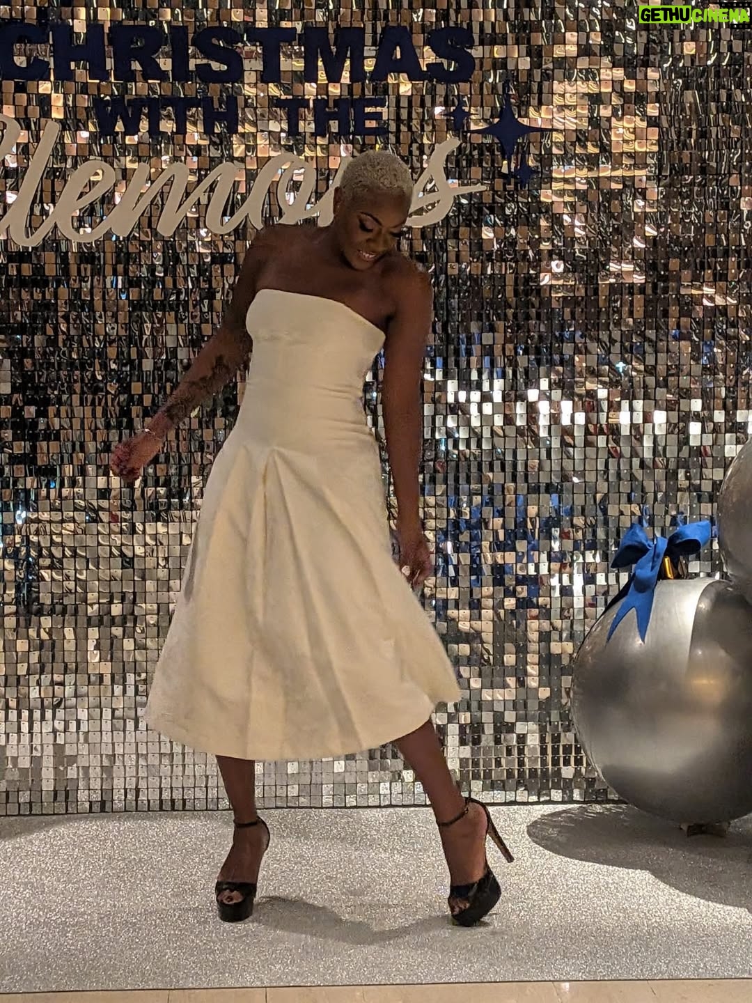 Jully Black - 2K Likes - A year of firsts 💍 #MarriedDateNights @thevalentinelovestory