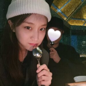 Actress Jung Yoo-min HD Photos and Wallpapers October 2025