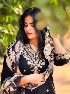 Kajal Sharma Instagram - 🍃🖤🥀