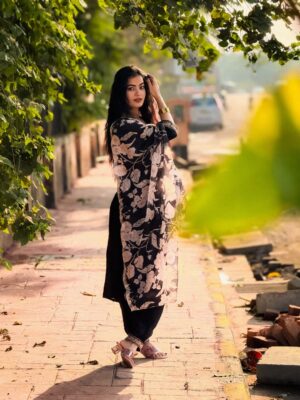 Kajal Sharma Instagram - 🍃🖤🥀