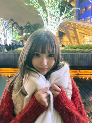 Kalen Anzai Instagram - ．
めりくりーー〜🎅🎄🤍🎀
⁡
ブーツも可愛いしご飯も美味しいし〜>⩊<🤍