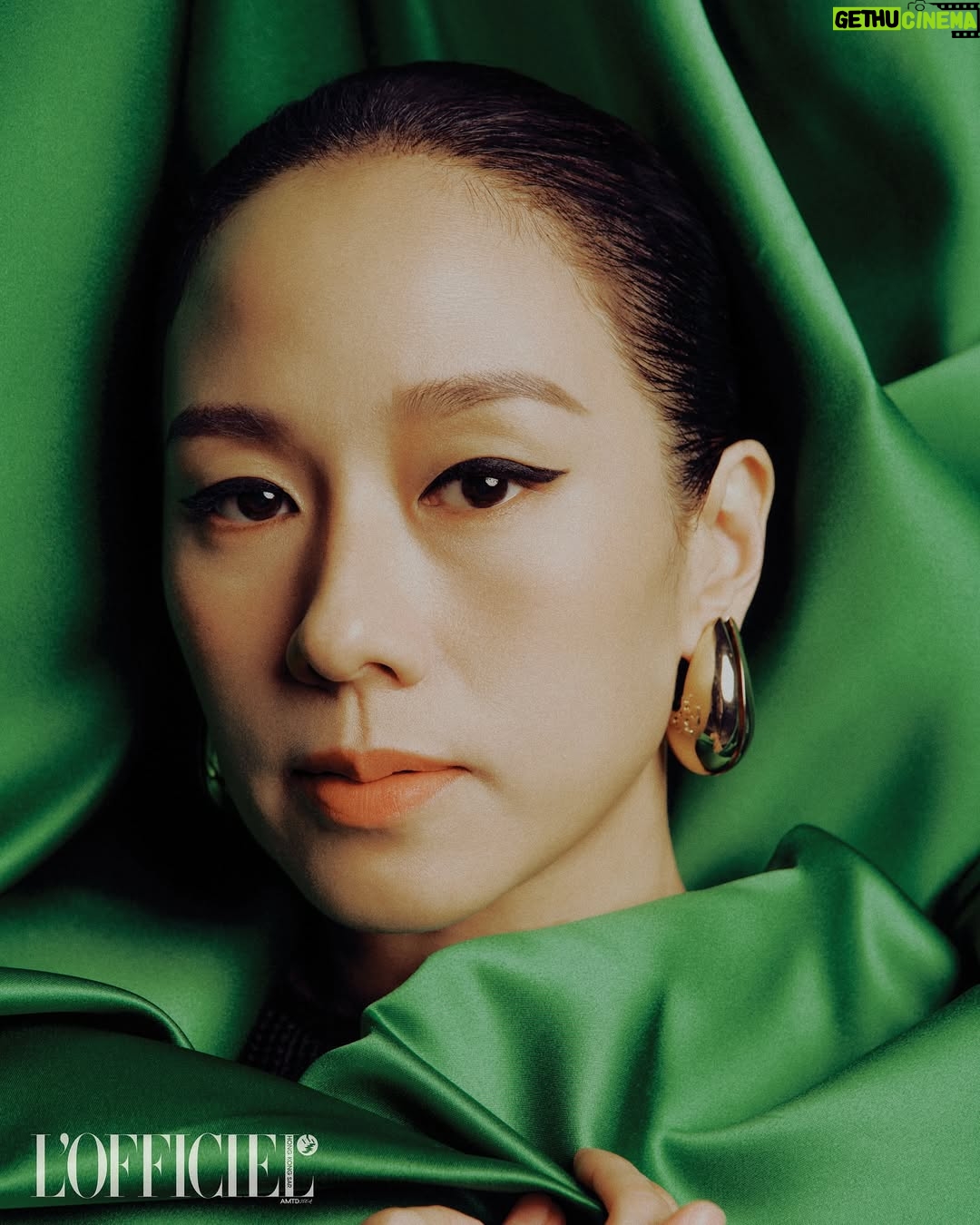 Karena Lam Kar-Yan - 8.3K Likes - #LOFFICIELcover：林嘉欣(@karenalamkayan)，一位敢於脫離舒適圈的探索者。在她首部參演的英文迷你電影集《The Season》中，她除了以英文來演戲，更挑戰一個打破大眾對她既定印象的角色。

雖然這部迷你電影集明年才正式上線，不過嘉欣在今次的封面專訪中率先分享以英文演戲的體驗，更談到演戲的迷人之處：「我覺得人與人之間的關係是戲劇的核心。每個演員的演繹都不同，正因為大家對同一件事的看法與想像都不一樣。人生經驗各異，所以同一場戲，十個人來演，就會有十種截然不同的呈現。這正是表演迷人的地方，你能從中看到人的本質。」

完整訪問：link in bio

Karena Lam is a daring explorer who is unafraid to step outside her comfort zone. In her first role in the English mini-series “The Season,” she not only performs in English but also takes on a role that challenges the public’s established perceptions of her.

While the mini-series will premiere next year, Karena has already shared her insights into her experience of acting in English during our cover interview, discussing the allure of acting: “I believe that the connections between people are fundamental to acting. Each actor’s interpretation is distinct because we all have different views and imaginations regarding the same topic. With our varied life experiences, if ten people perform the same scene, there will be ten completely different interpretations. This is what makes acting so fascinating; it allows us to see the essence of human nature.”

Full Interview：link in bio

Editorial Director: @j_ohnng 
Deputy Editorial Director: @_joankong 
Editor-in-Chief: @angelfong 
Photographer: @kuohuankao 
Creative Director & Stylist: @quentilu 
Makeup Artist: @Carlin_Chen 
Hair Stylist: @sydni_q (ZOOM Hairstyling) 
Photography Assistant：Wang Zeng, Stan Hong, Jonas Peng 
Styling Assistant：Claire Chu, An Hu 

#LOFFICIELhongkong #KarenaLam #林嘉欣