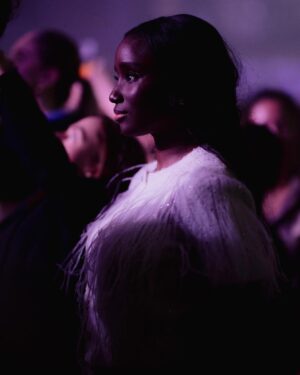 Karidja Touré Instagram - @chanelofficial 🍀

💄@yacinediallo 
💇🏾‍♀️@bonitaparis_ 
💇🏾‍♀️ @expertdenilsonpedro