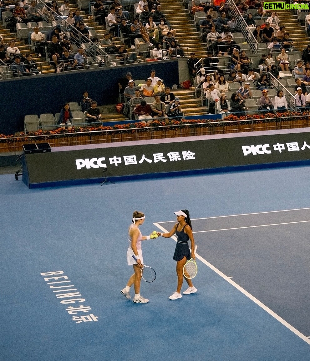 Karolína Muchová - 9.6K Likes - Doubles trouble in Beijing 👻🧧
Made it to the semis with a lot of laughs (and maybe a few questionable tactics). 
It’s not the ending we hoped for, but your love made it all worth it🫰🏽🤍
谢谢你们!
#MucHon