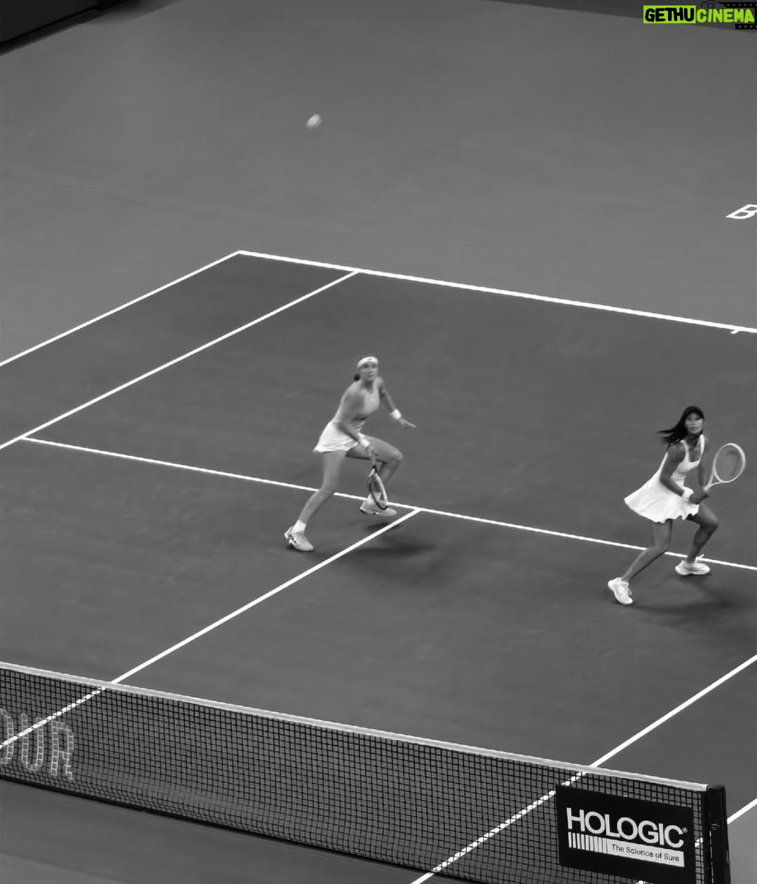 Karolína Muchová - 9.6K Likes - Doubles trouble in Beijing 👻🧧
Made it to the semis with a lot of laughs (and maybe a few questionable tactics). 
It’s not the ending we hoped for, but your love made it all worth it🫰🏽🤍
谢谢你们!
#MucHon