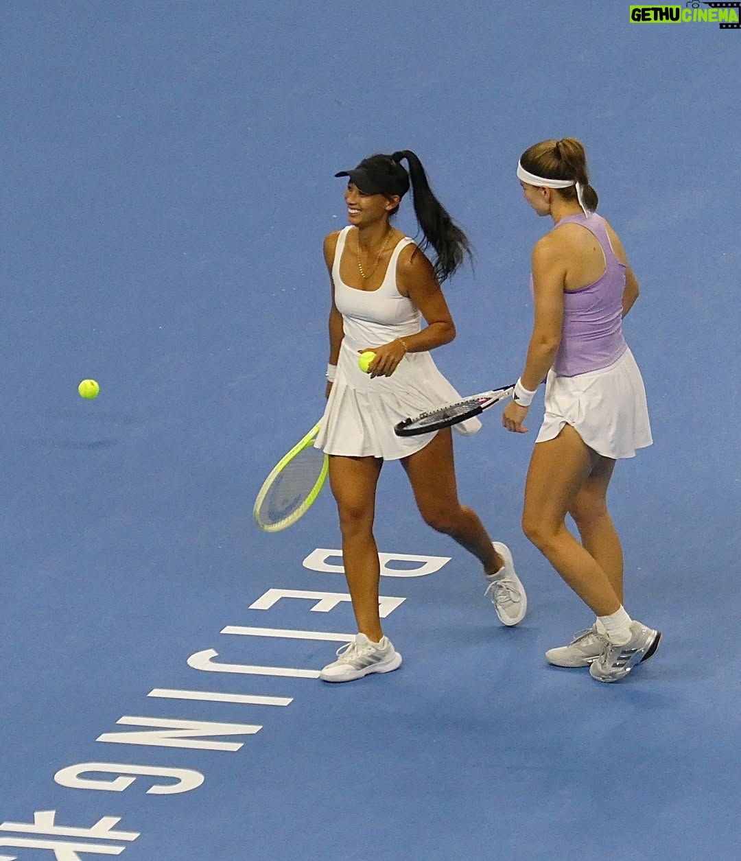 Karolína Muchová - 9.6K Likes - Doubles trouble in Beijing 👻🧧
Made it to the semis with a lot of laughs (and maybe a few questionable tactics). 
It’s not the ending we hoped for, but your love made it all worth it🫰🏽🤍
谢谢你们!
#MucHon